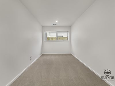 11 Saltcoats Road, Clyde North