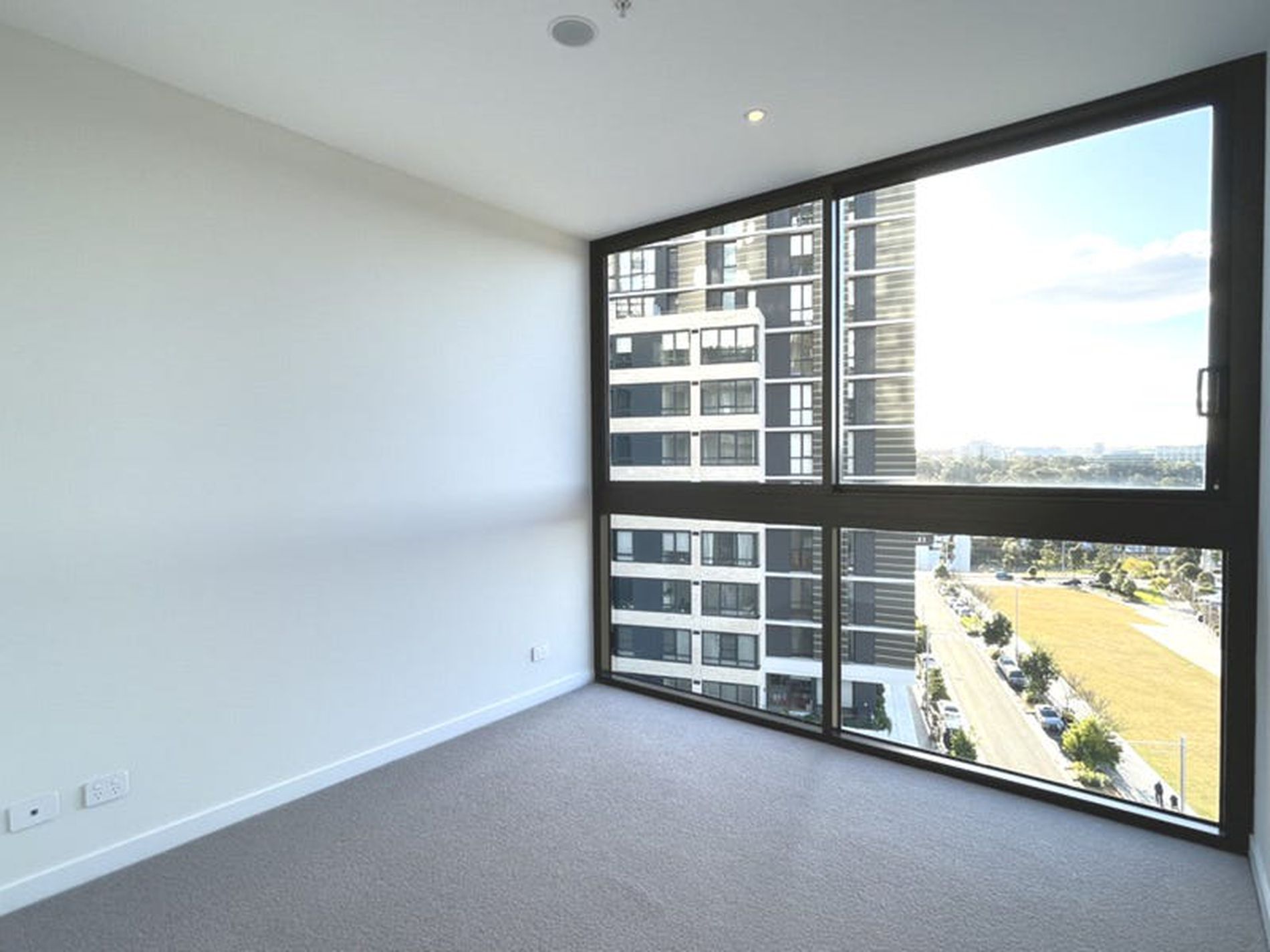 903 / 13 Halifax Street, North Ryde