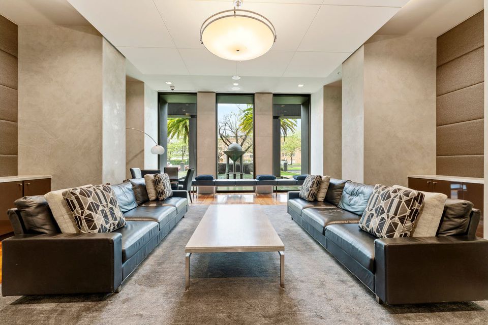 1005 / 480 St Kilda Road, Melbourne