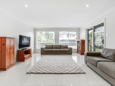 17 Cadman Avenue, West Hoxton