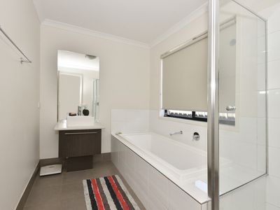 14 Creekside Close, Jackass Flat