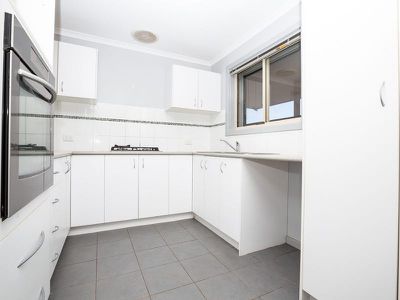 2 / 10 Dulverton Terrace, South Hedland