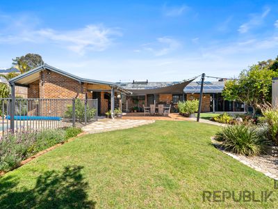 9 BAXTON PLACE, Shailer Park