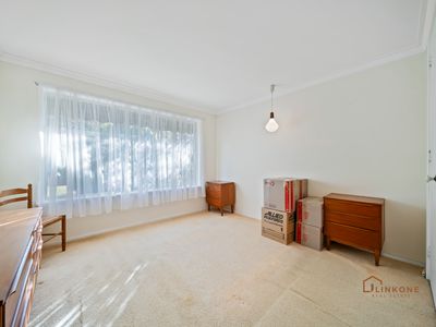 6 Parry Avenue, Bateman