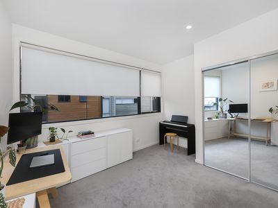 9 / 14 HORIZON DRIVE, Maribyrnong
