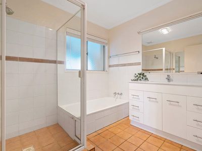 8 Belinda Crescent, Springwood
