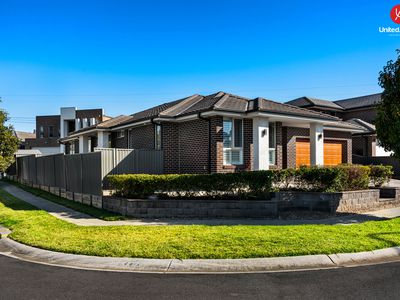 48 Oaklands Circuit, Gregory Hills