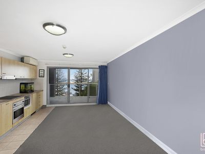 610 / 18 Coral Street, The Entrance