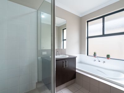 10 Pavonia Parade, Baldivis