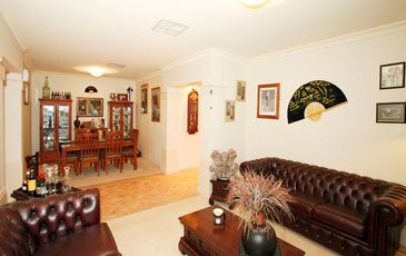 6 Sunhill Court, Beaconsfield