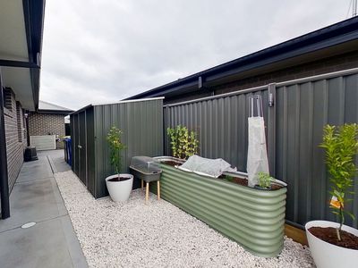 17 Waterway Crescent, Dubbo