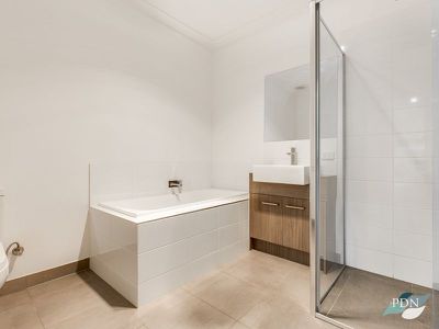 2 / 13 Edgar Street, Werribee