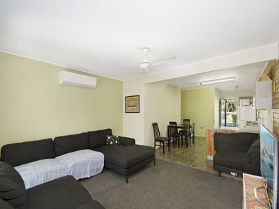 5 Hugh Street, West End