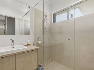 19 Nirvana Way, Willetton