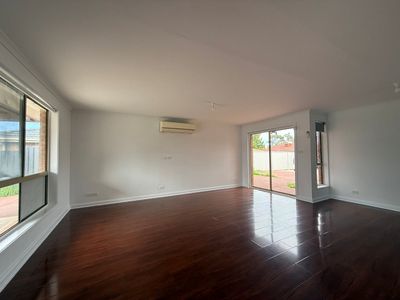 1 Greenshank Court, Werribee