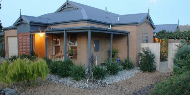 39 Weir Street, Euroa
