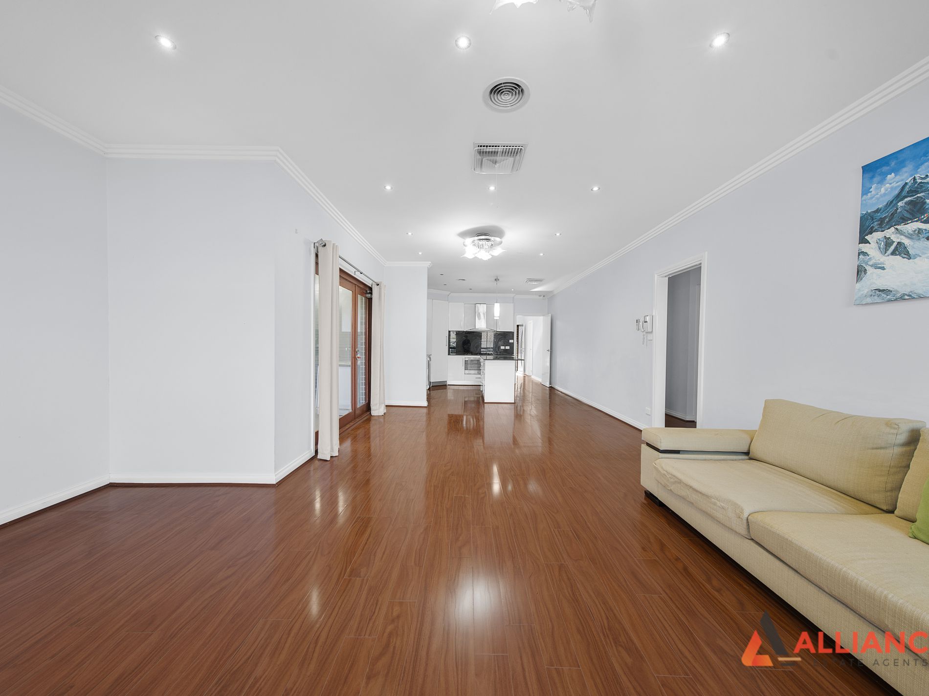 16 Juggal Close, Epping