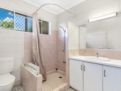 1 / 16 Brooks Street, Whitfield