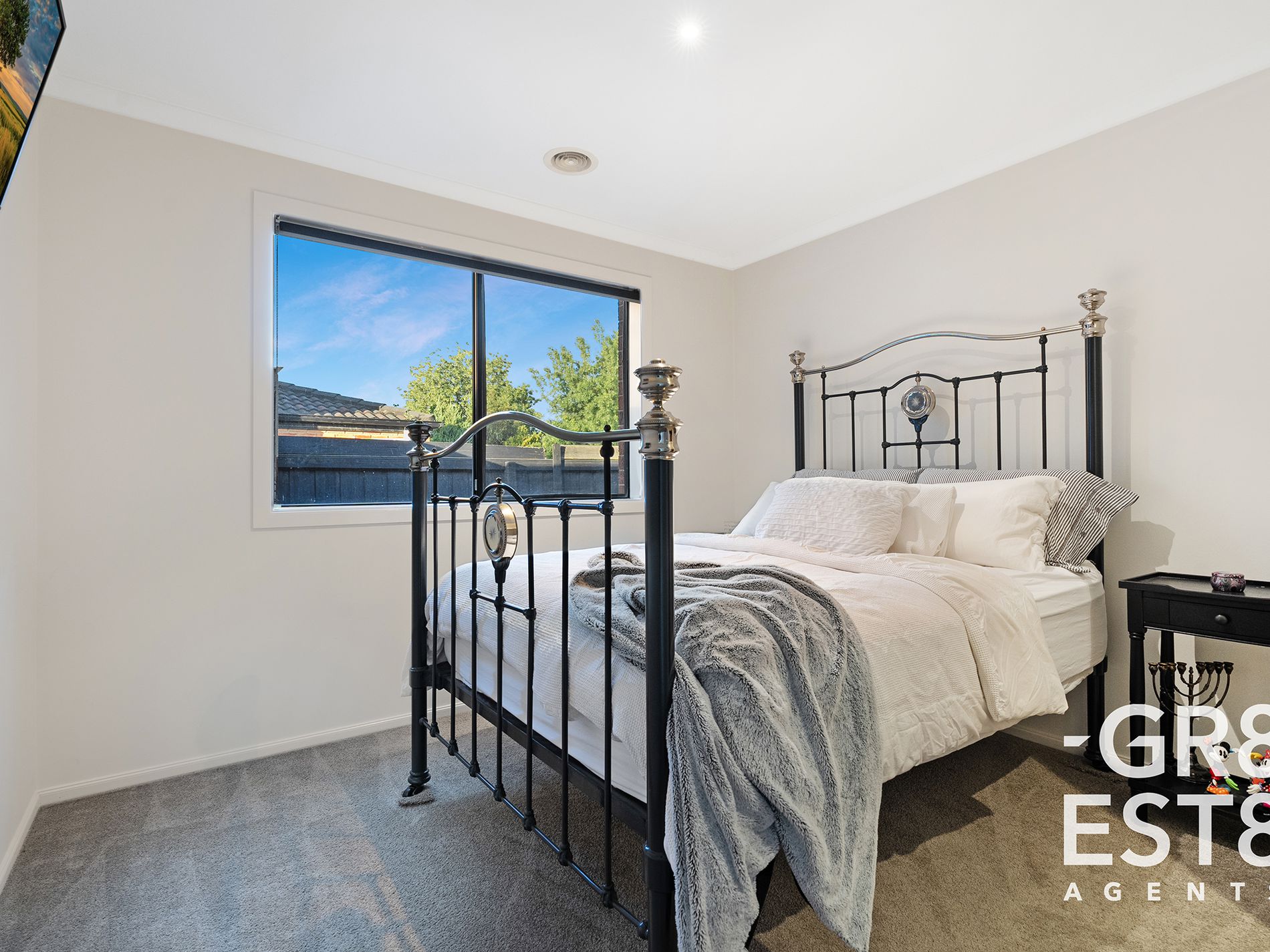 10 REDLEAF CLOSE, Hampton Park