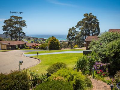 12 Woods Place, North Narooma