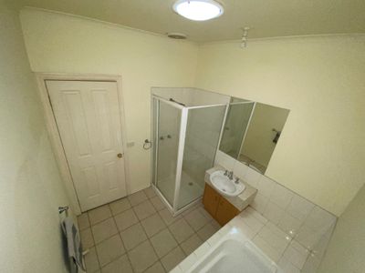 Unit 1 / 17 Minogue Crescent, Hoppers Crossing