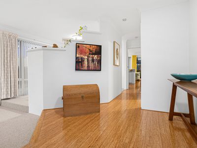 31 Simmonds Parade, Winthrop