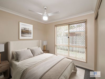 35 Bangalow Crescent, Raceview