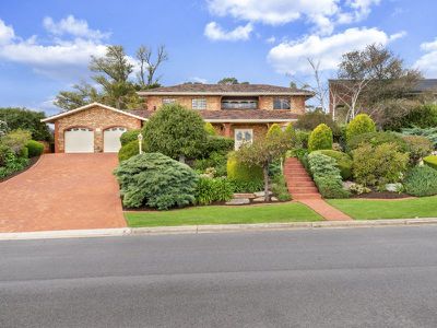 18 Palomino Drive, Auldana