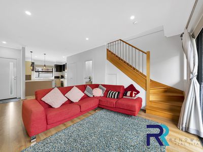 2 / 3 Kerang Court, Broadmeadows