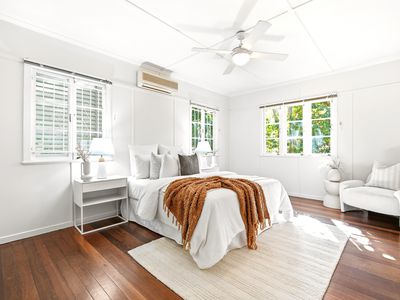 16 Barber Street, Keperra