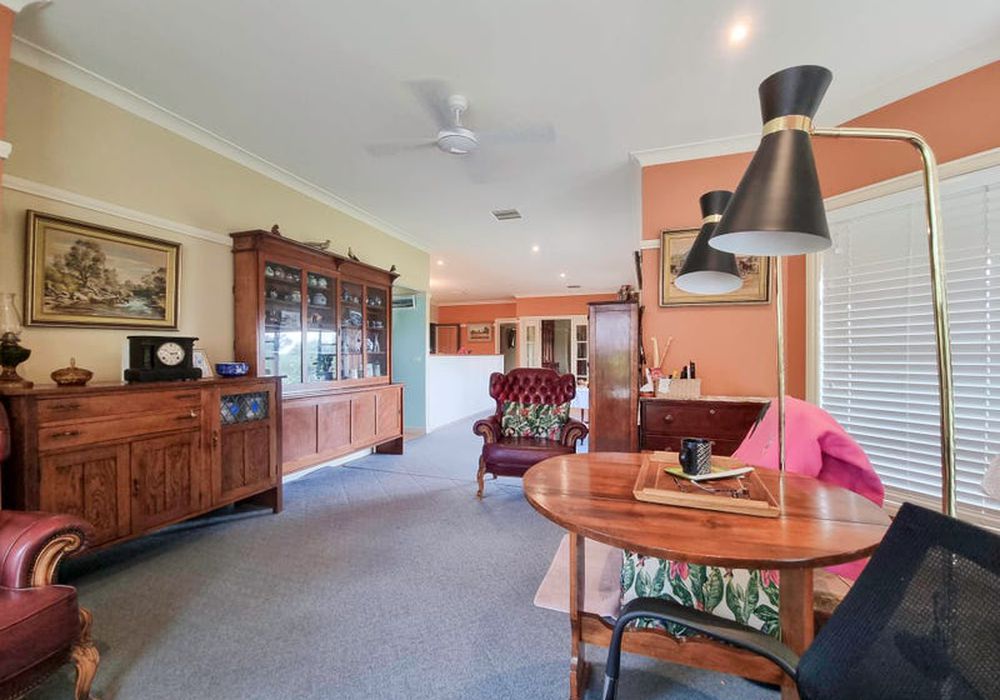 27 Dog Trap Lane, Orange