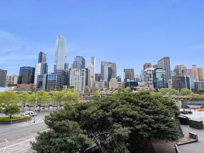 325 / 1 Freshwater Place, Southbank