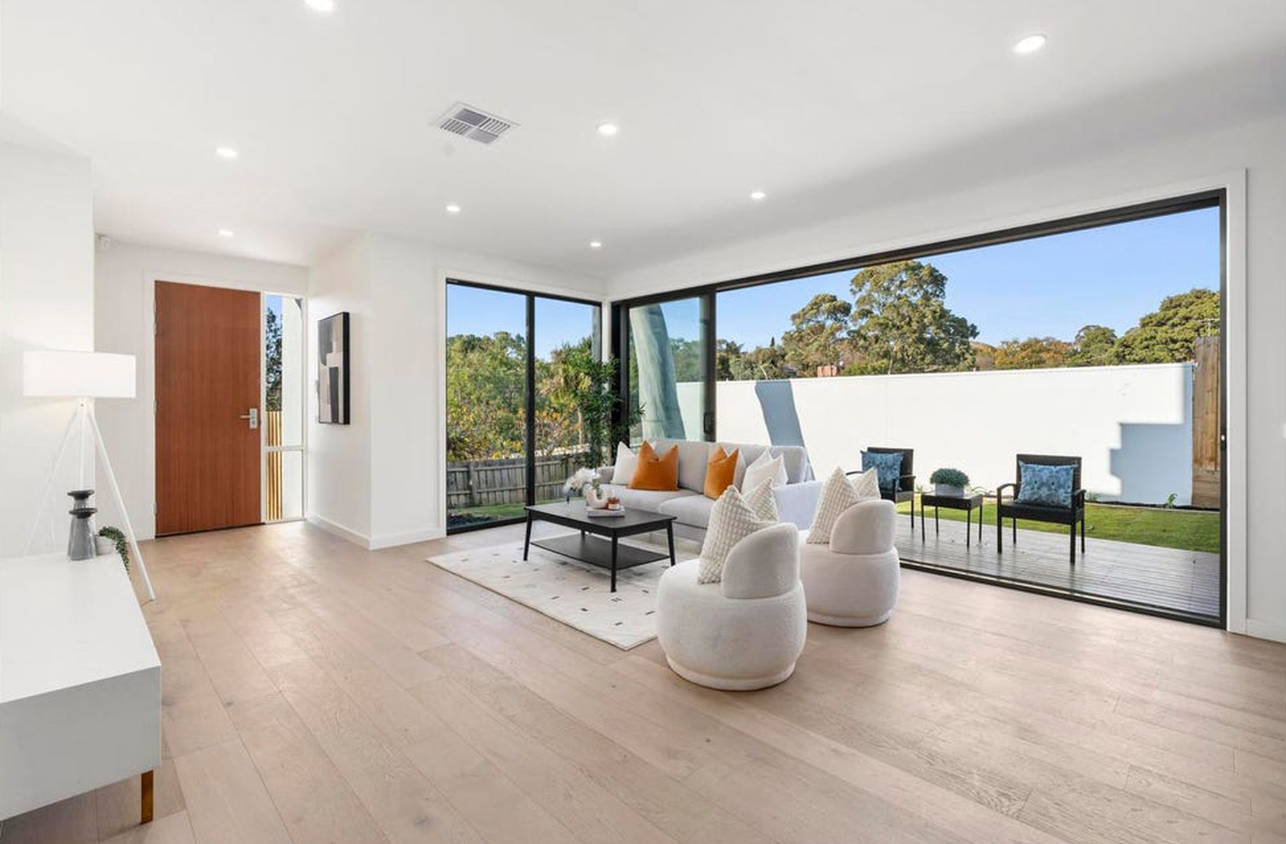 1-3 / 30 Abbott Street, Balwyn North
