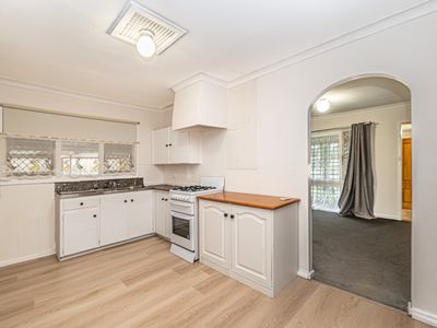 5 Cabarita Road, Armadale