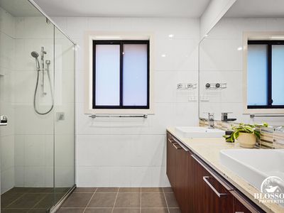 12 Loudon Parade, Marsden Park