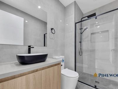 8 Uttar Way, Rockbank