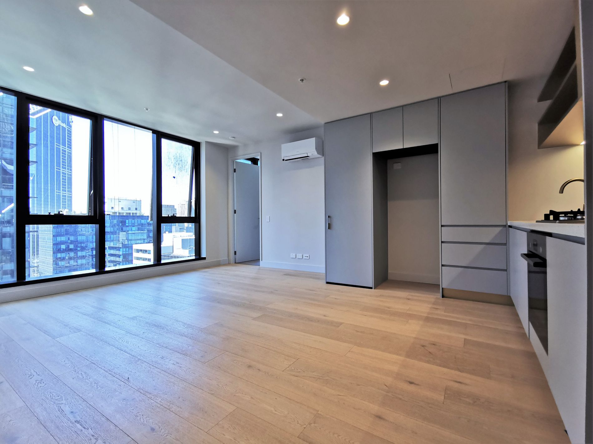 3606 / 318 Queen Street, Melbourne