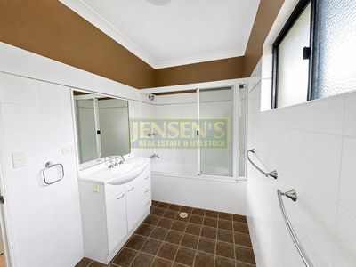 197 Bluff Road, Millchester