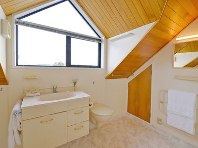 110 Larnach Road, Vauxhall