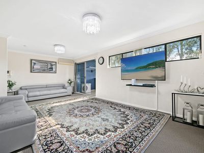 4 / 73-75 The Esplanade, Guildford