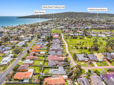 28 Golf Course Lane, Safety Beach