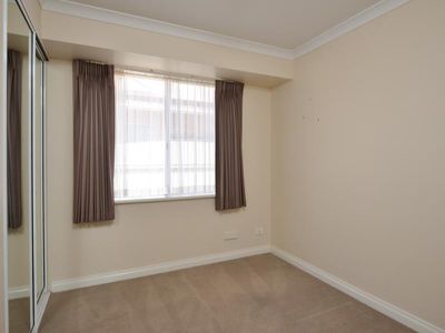 24 Tindals Crescent, Hannans