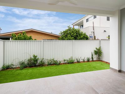 1 / 19 Oleander Avenue, Biggera Waters