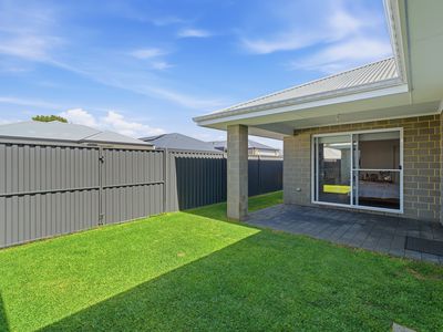 12 Pavarotti Vista, Hammond Park