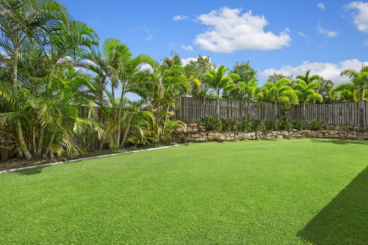 9 York Creek Crescent, Reedy Creek