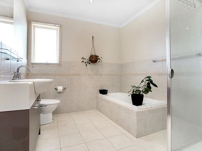 8/181 Melbourne Road, Williamstown