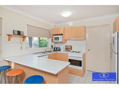 4 / 94 Indooroopilly Road, Taringa