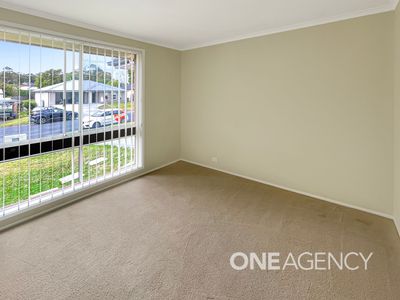 10 Peak Ave, North Nowra