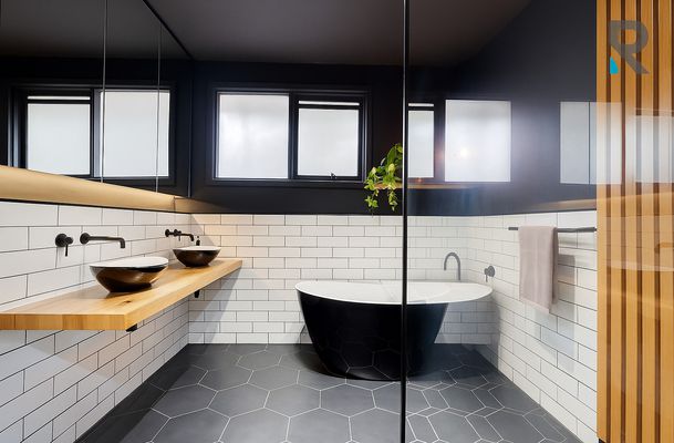 9 Banks Place, Gladstone Park