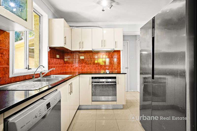 25 & 25A Adelphi Crescent, Doonside